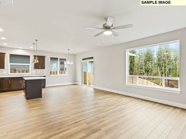 2343 E OTTER Loop 28, La Center, WA 98629
