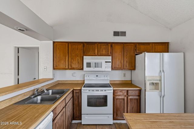 2206 W BEAUBIEN Drive, Phoenix, AZ 85027