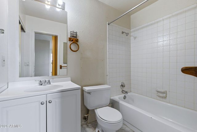 2206 W BEAUBIEN Drive, Phoenix, AZ 85027