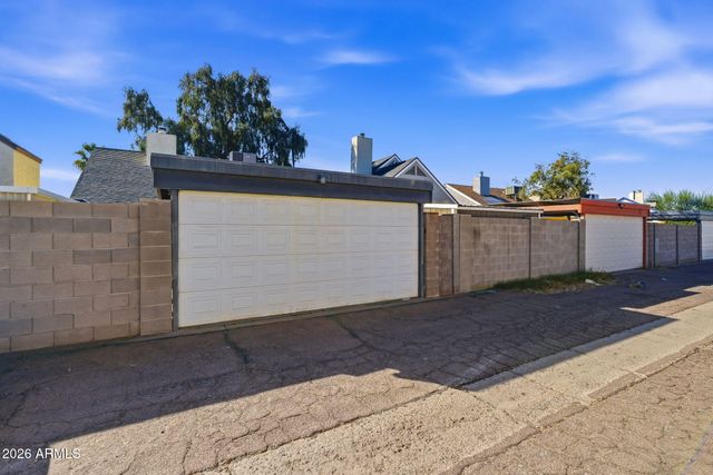 2206 W BEAUBIEN Drive, Phoenix, AZ 85027
