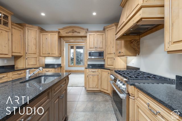 3700 N FOOTHILL LN, Eden, UT 84310