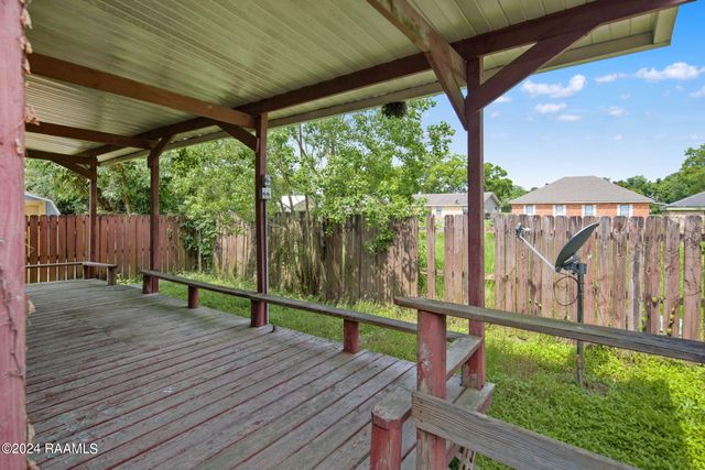 102 Rue Calliope, Carencro, LA 70520