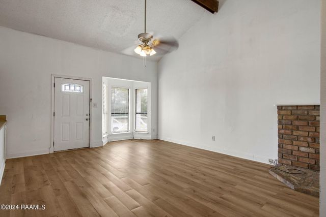 102 Rue Calliope, Carencro, LA 70520