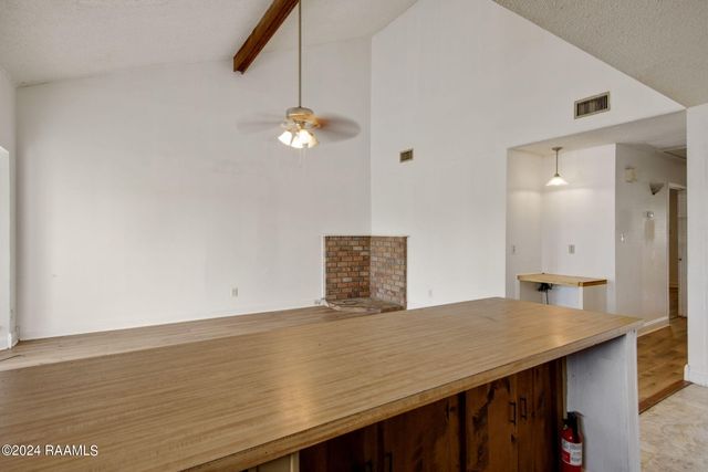 102 Rue Calliope, Carencro, LA 70520