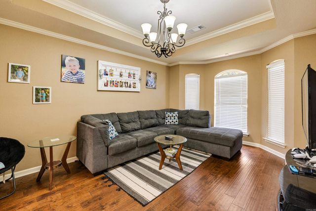 402 Demuth, Benton, AR 72019