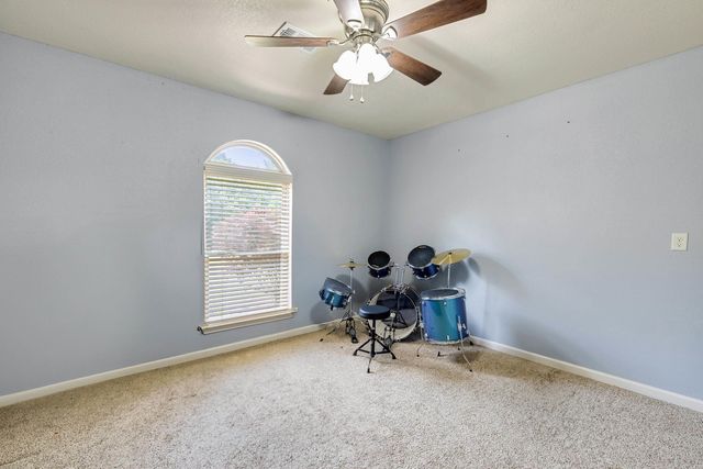 402 Demuth, Benton, AR 72019