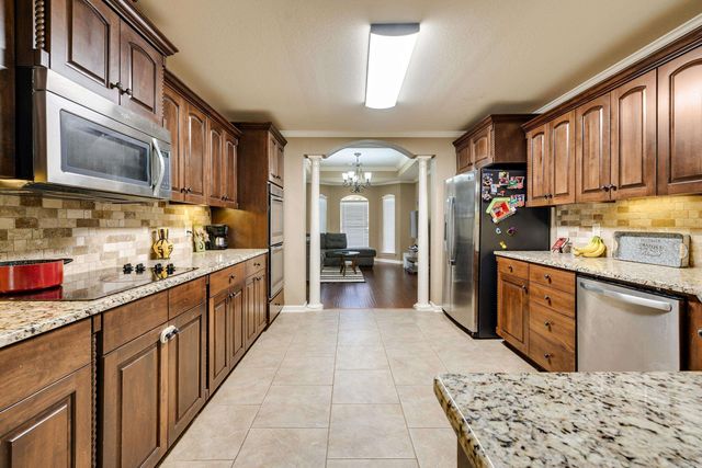 402 Demuth, Benton, AR 72019