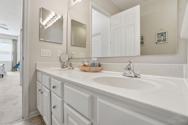 6460 Pinehurst Lane, Mason, OH 45040