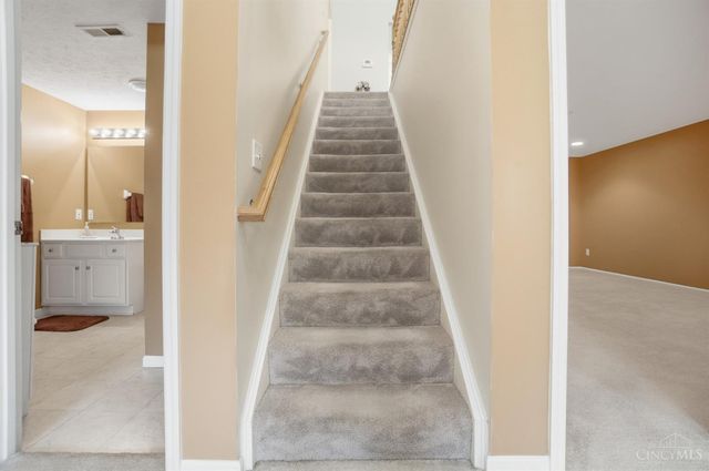 6460 Pinehurst Lane, Mason, OH 45040