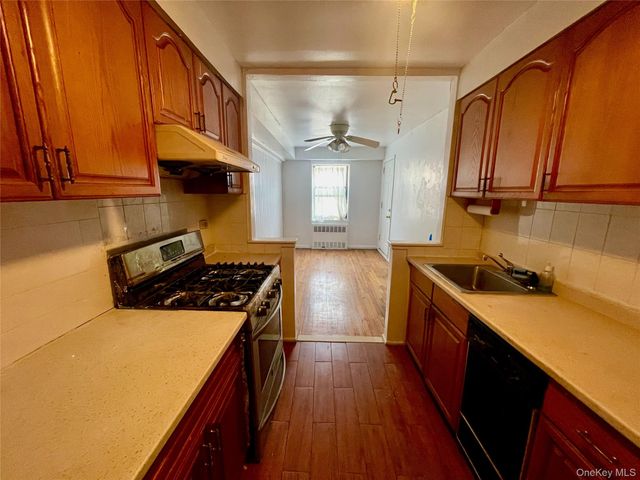 138-15 Franklin Ave 319, Flushing, NY 11355