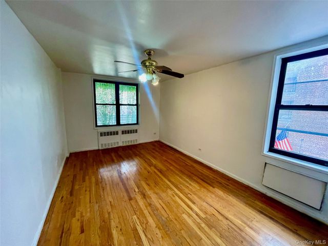 138-15 Franklin Ave 319, Flushing, NY 11355