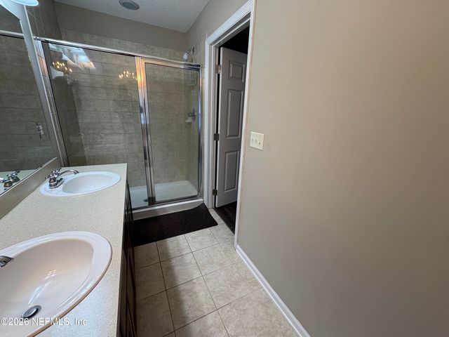 10999 CAMPUS HEIGHTS Lane, Jacksonville, FL 32218