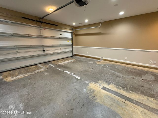 10999 CAMPUS HEIGHTS Lane, Jacksonville, FL 32218