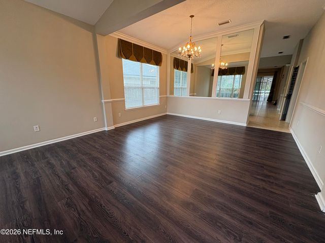 10999 CAMPUS HEIGHTS Lane, Jacksonville, FL 32218