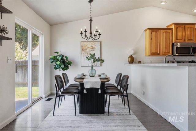 3124 Parkview Way, Nampa, ID 83687