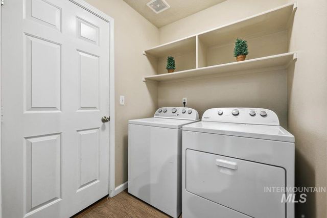 3124 Parkview Way, Nampa, ID 83687