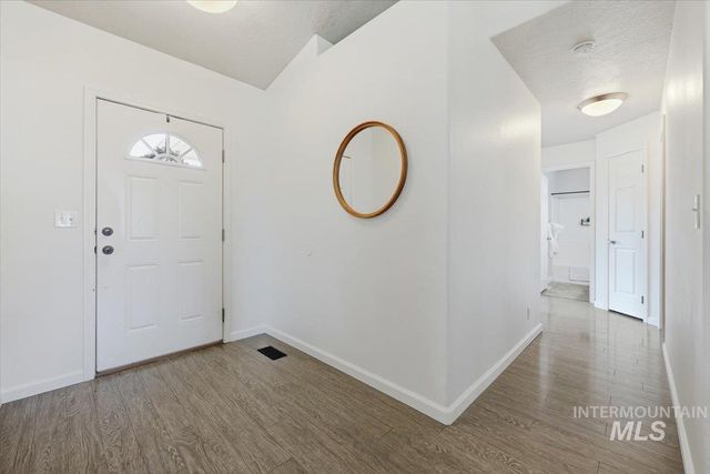 3124 Parkview Way, Nampa, ID 83687