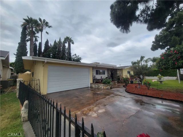 7015 N Atlantic Place, Long Beach, CA 90805
