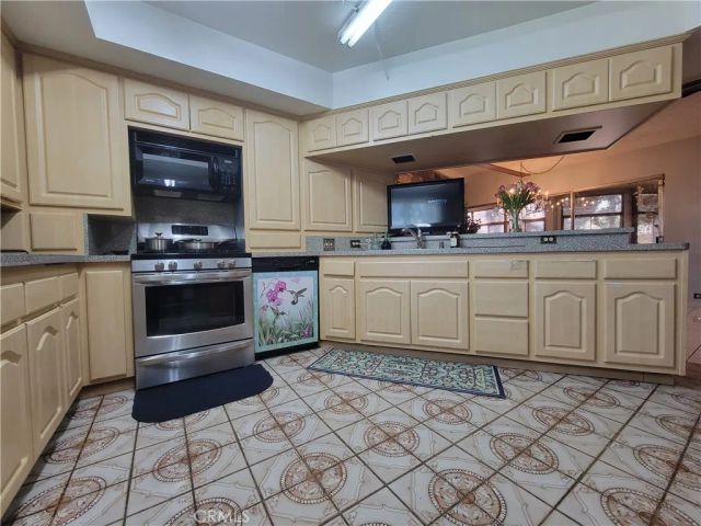 7015 N Atlantic Place, Long Beach, CA 90805