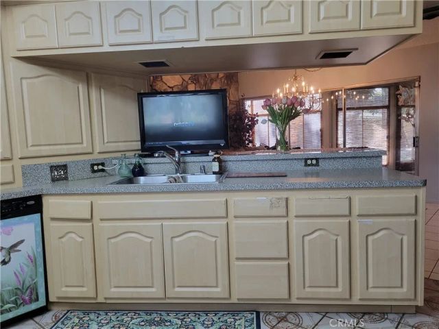 7015 N Atlantic Place, Long Beach, CA 90805