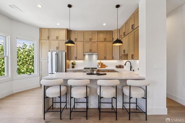 210 4th Avenue, San Francisco, CA 94118