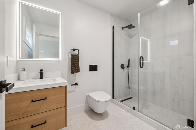 210 4th Avenue, San Francisco, CA 94118