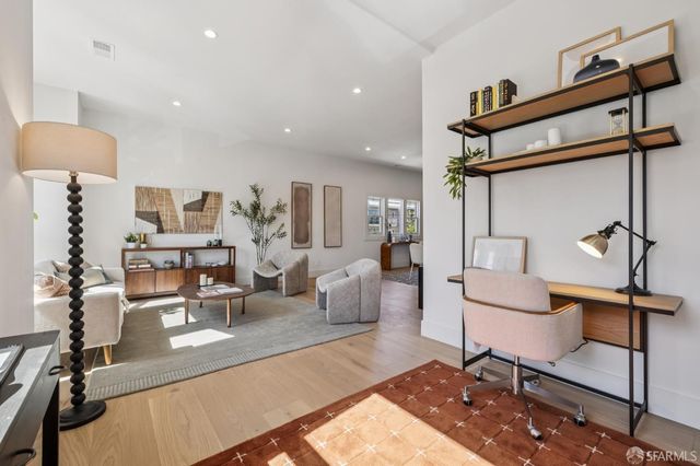 210 4th Avenue, San Francisco, CA 94118