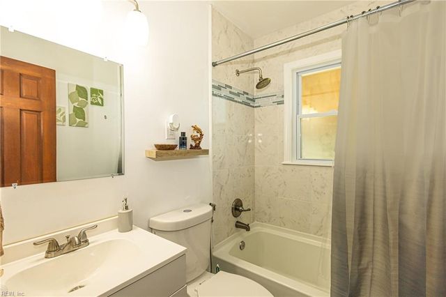 115 Lynnhaven DR, Hampton, VA 23666