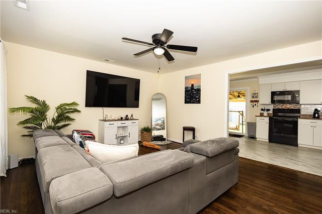 115 Lynnhaven DR, Hampton, VA 23666