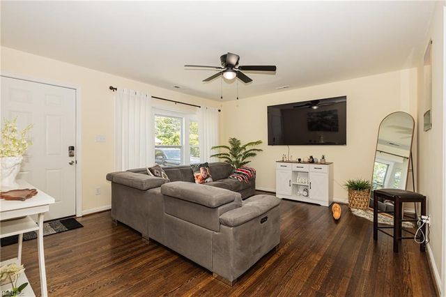 115 Lynnhaven DR, Hampton, VA 23666