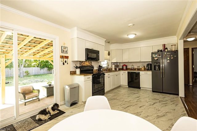 115 Lynnhaven DR, Hampton, VA 23666