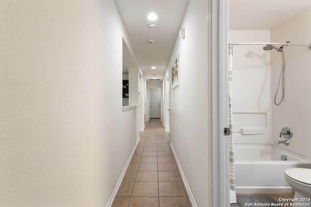 9934 HAWK VILLAGE, Converse, TX 78109