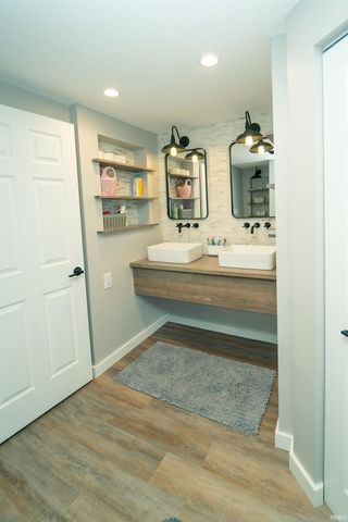 618 Ingle Drive, Ossian, IN 46777