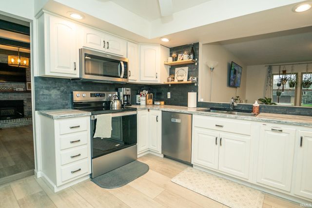 618 Ingle Drive, Ossian, IN 46777