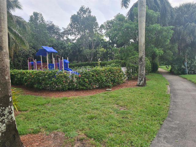 1445 E Bexley Park Drive, Delray Beach, FL 33445