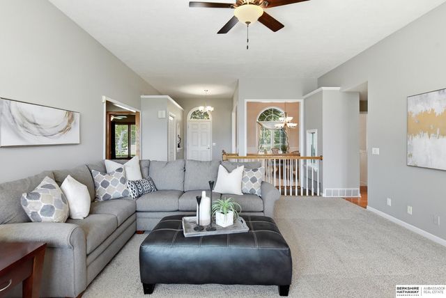 9913 S 176th Street, Omaha, NE 68136