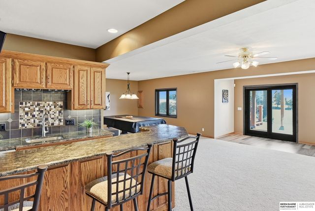 9913 S 176th Street, Omaha, NE 68136