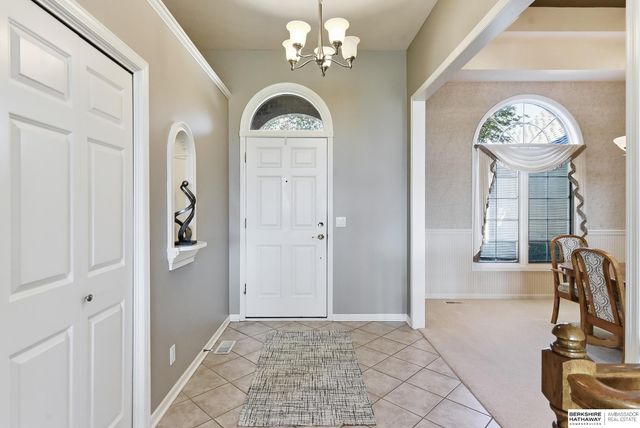 9913 S 176th Street, Omaha, NE 68136