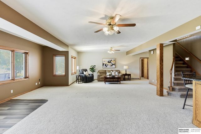 9913 S 176th Street, Omaha, NE 68136