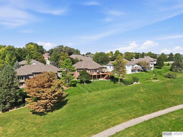 9913 S 176th Street, Omaha, NE 68136