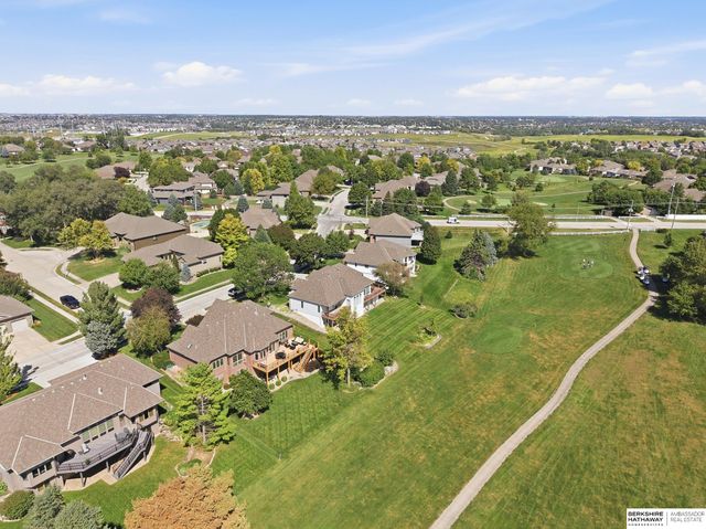 9913 S 176th Street, Omaha, NE 68136