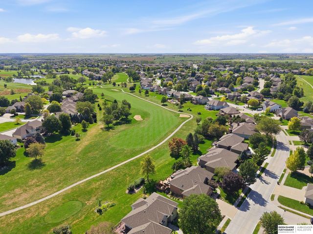 9913 S 176th Street, Omaha, NE 68136