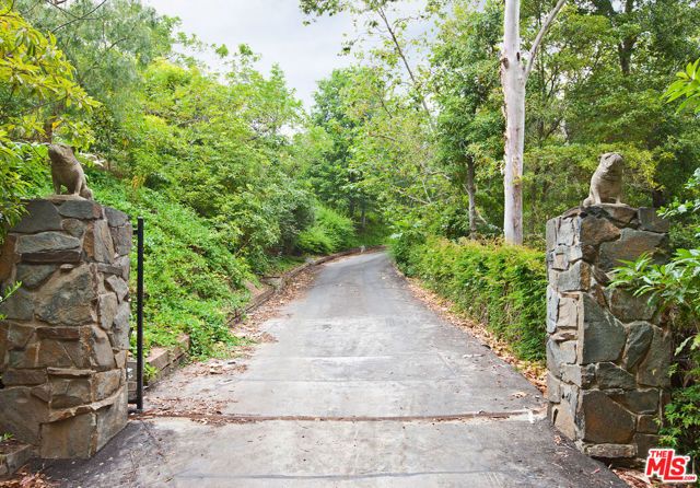6228 Sycamore Meadows Drive, Malibu, CA 90265