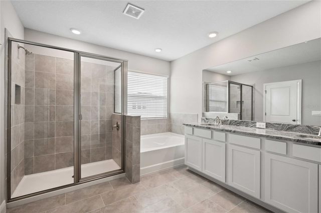 2560 WARREN ACRES BOULEVARD, Wesley Chapel, FL 33543