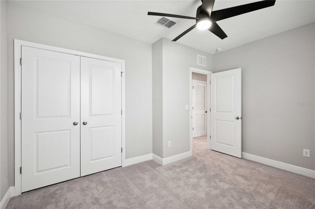 2560 WARREN ACRES BOULEVARD, Wesley Chapel, FL 33543