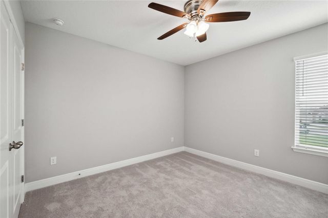 2560 WARREN ACRES BOULEVARD, Wesley Chapel, FL 33543