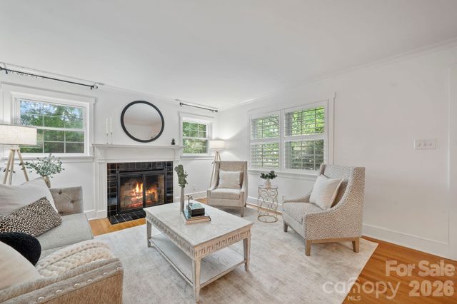 4218 Windemere Lane, Charlotte, NC 28211