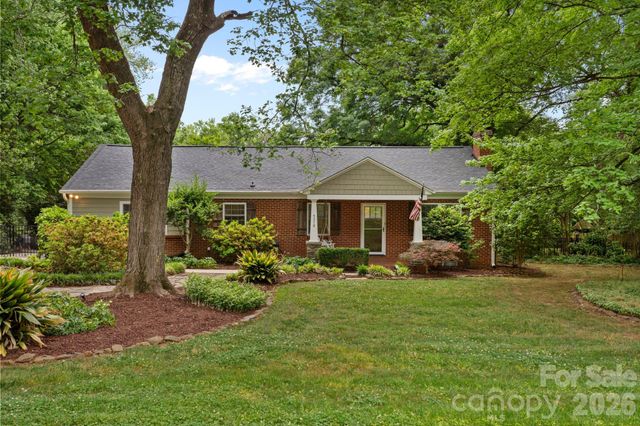 4218 Windemere Lane, Charlotte, NC 28211