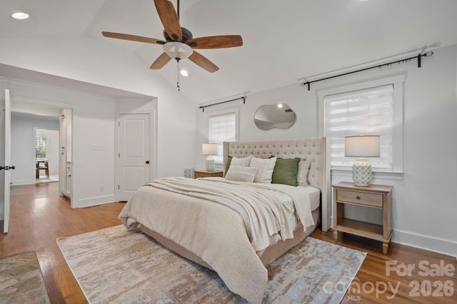4218 Windemere Lane, Charlotte, NC 28211