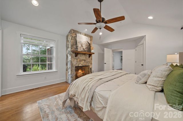 4218 Windemere Lane, Charlotte, NC 28211